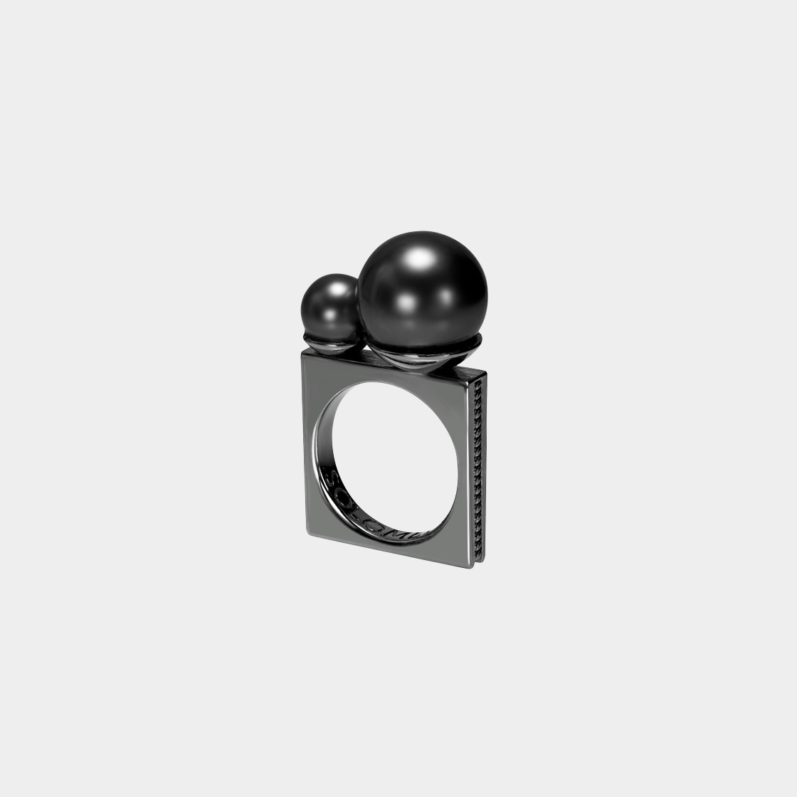 Queen Nior Ring