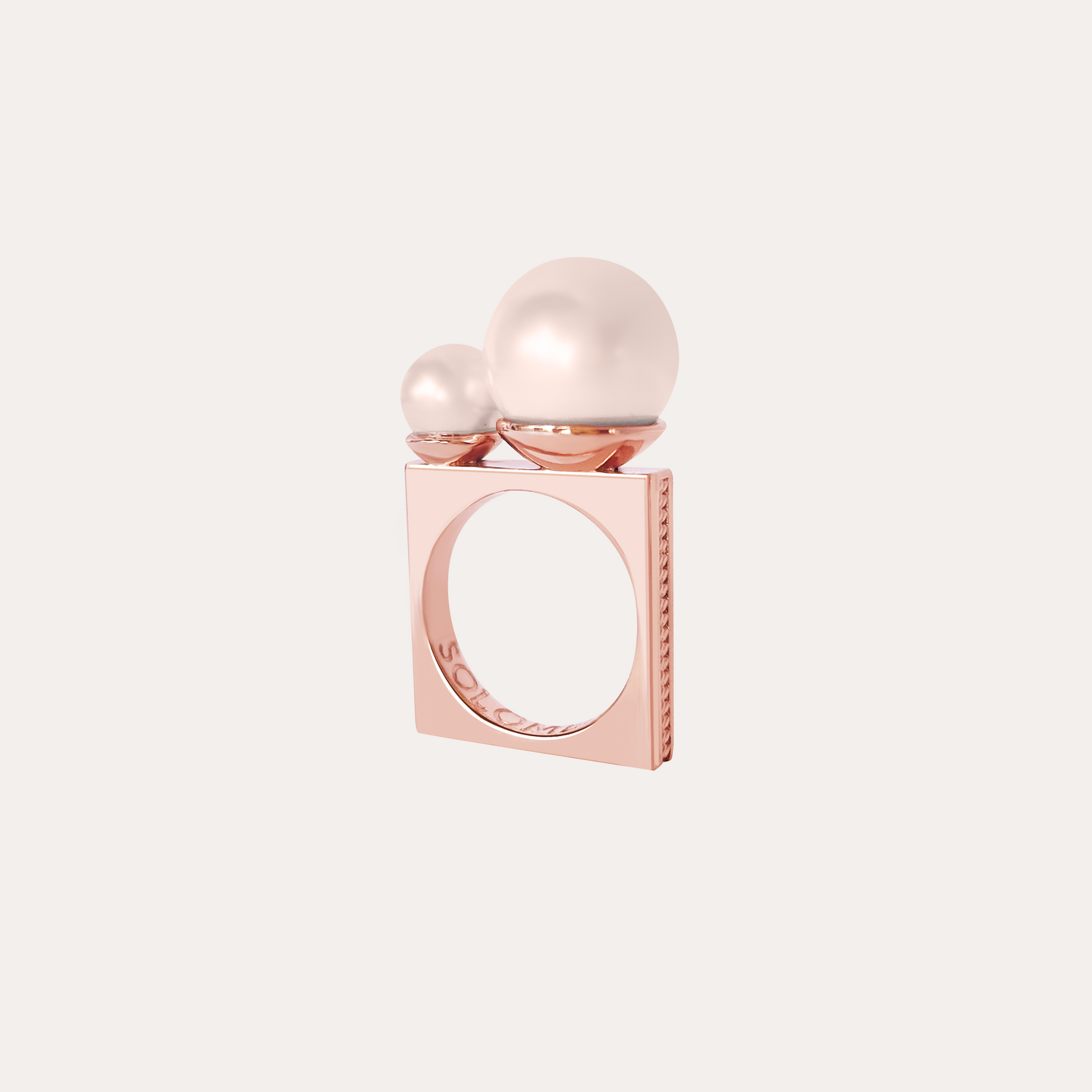 Queen Rose Ring